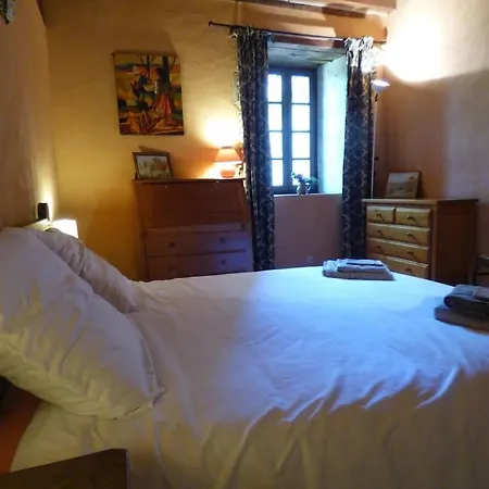 فيلة Demeure Authentique Du 15e Siecle Au Calme Saint-Longis