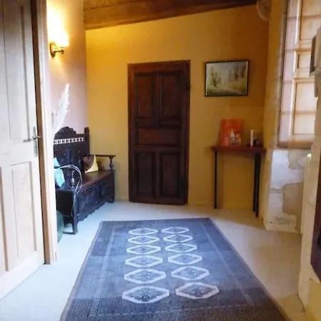 Demeure Authentique Du 15e Siecle Au Calme *