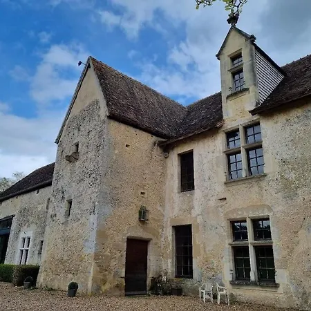 Demeure Authentique Du 15e Siecle Au Calme Saint-Longis