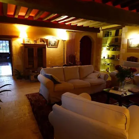 فيلة Demeure Authentique Du 15e Siecle Au Calme *