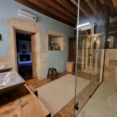 ヴィラ Demeure Authentique Du 15e Siecle Au Calme