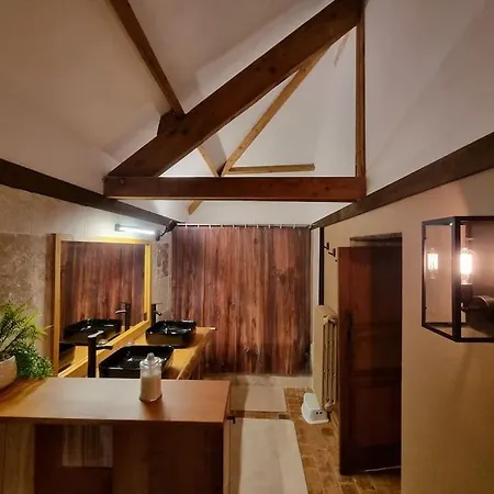 ヴィラ Demeure Authentique Du 15e Siecle Au Calme