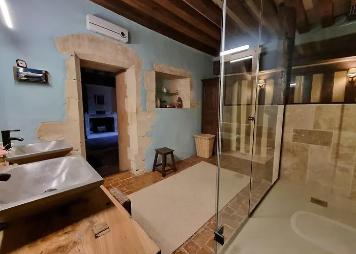 וילה Demeure Authentique Du 15e Siecle Au Calme