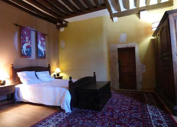 וילה Demeure Authentique Du 15e Siecle Au Calme Saint-Longis